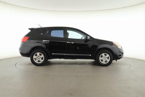 Photo 3 of 23 of 2013 Nissan Rogue S