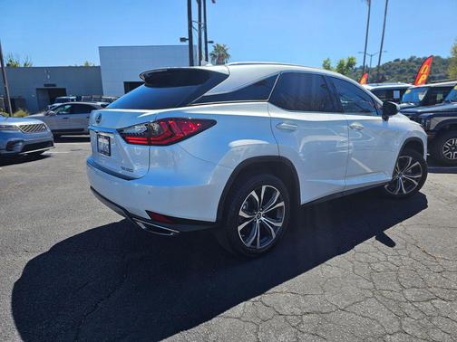 Eminent White Pearl 2022 Lexus RX 350 Base