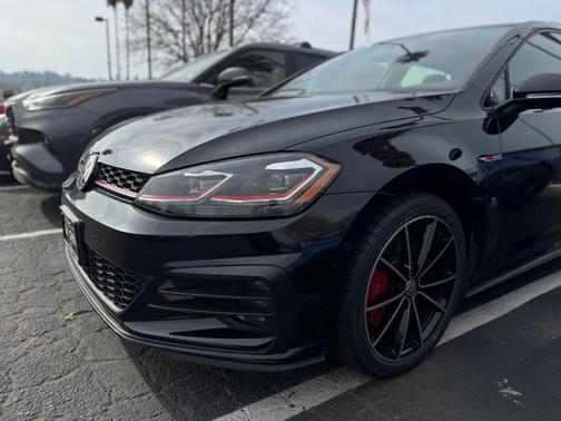 2021 Volkswagen Golf GTI 2.0T S DSG