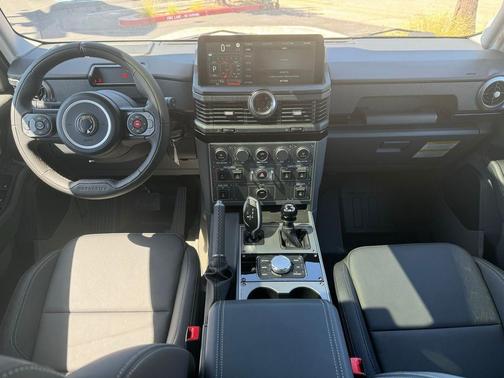 2025 INEOS Grenadier Fieldmaster