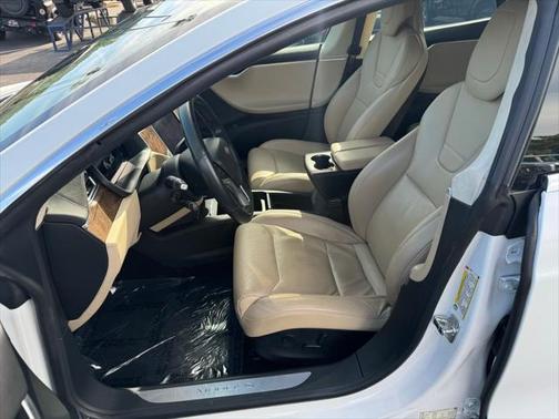 2017 Tesla Model S 90D