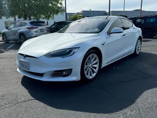 2017 Tesla Model S 90D
