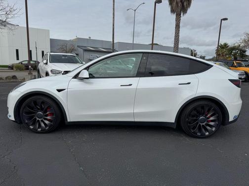 2021 Tesla Model Y Performance Dual Motor All-Wheel Drive