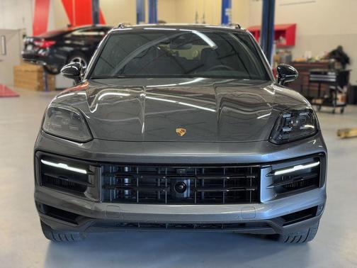 2025 Porsche Cayenne Cayenne