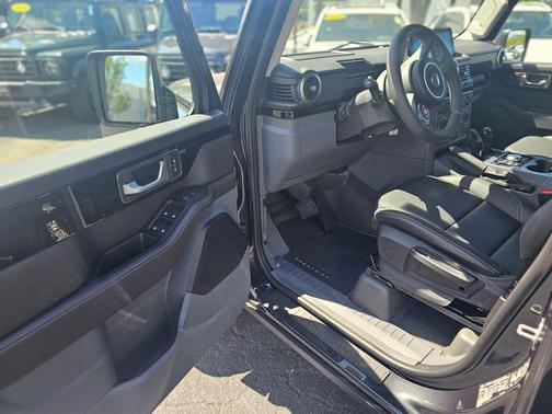 Grey 2026 INEOS Grenadier Fieldmaster Edition