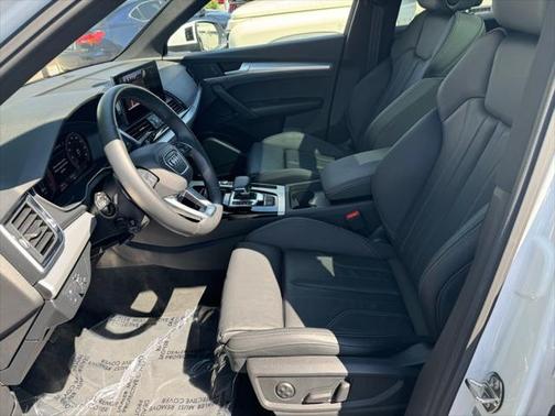 2025 Audi Q5 45 S line Premium