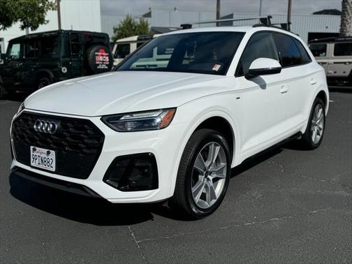 2025 Audi Q5 45 S line Premium