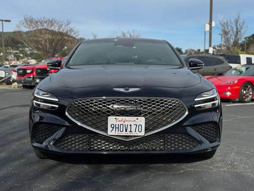 2023 Genesis G70 2.0T RWD