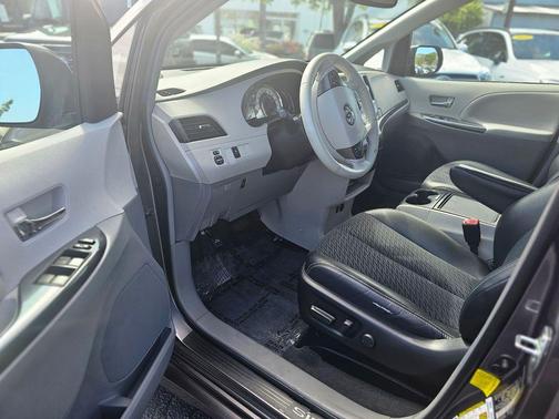 Predawn Gray Mica 2012 Toyota Sienna SE