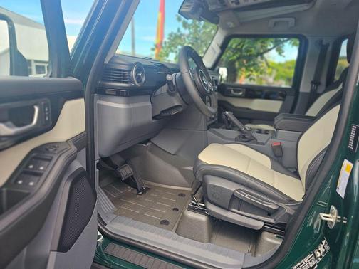 Sela Green 2026 INEOS Grenadier Fieldmaster Edition