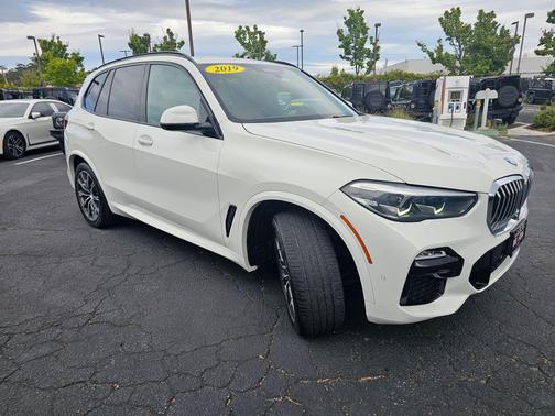Alpine White 2019 BMW X5 xDrive40i
