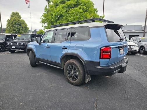 Heritage Blue/Gray Scape 2024 Toyota Land Cruiser Base