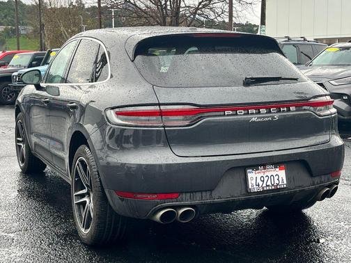 2020 Porsche Macan S
