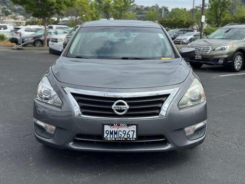 Gun Metallic 2014 Nissan Altima 2.5 SV