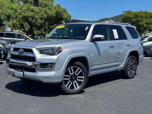 Classic Silver Metallic 2015 Toyota 4Runner Limited