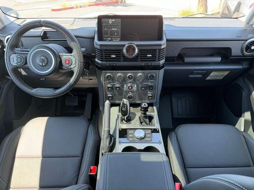 2025 INEOS Grenadier Fieldmaster