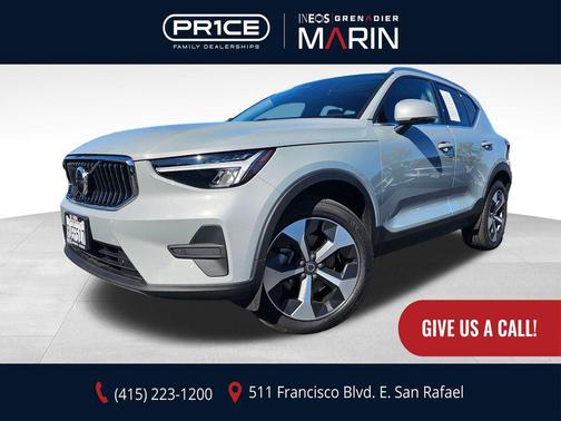 Vapour Grey Metallic 2025 Volvo XC40 B5 Core Bright Theme