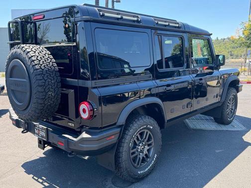 2025 INEOS Grenadier AWD