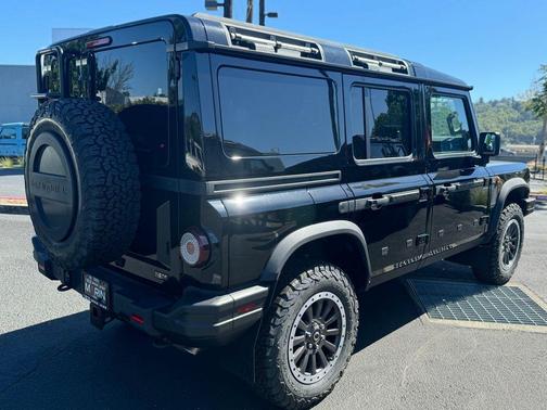 2025 INEOS Grenadier Fieldmaster