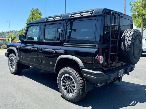 2025 INEOS Grenadier Fieldmaster