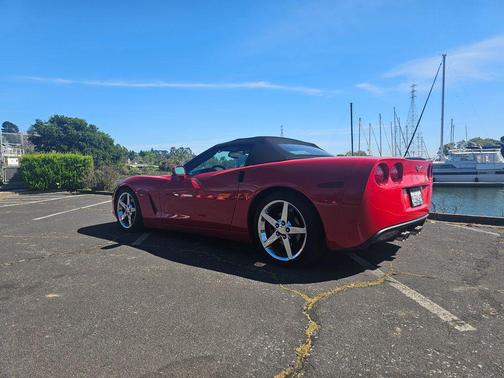 2005 Chevrolet Corvette Base