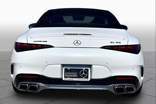 MANUFAKTUR Moonlight White Metallic 2022 Mercedes-Benz AMG SL 63 Base