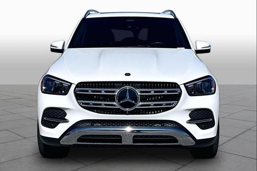 MANUFAKTUR Moonlight White Metallic 2025 Mercedes-Benz GLE 450 4MATIC