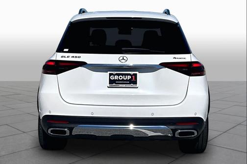 MANUFAKTUR Moonlight White Metallic 2025 Mercedes-Benz GLE 450 4MATIC
