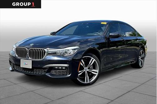 2019 BMW 740 740i