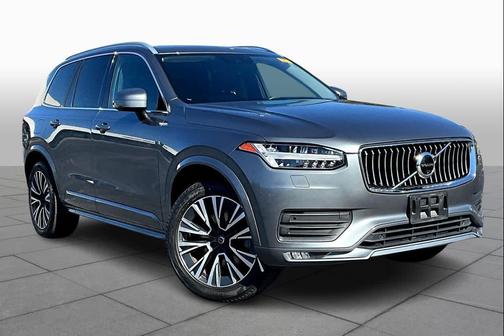 2020 Volvo XC90 T6 Momentum