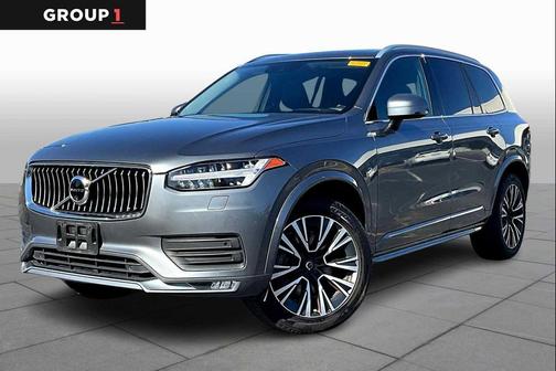 2020 Volvo XC90 T6 Momentum