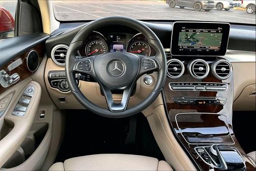 2018 Mercedes-Benz GLC 300 4MATIC