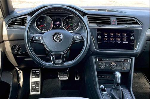 2020 Volkswagen Tiguan 2.0T SE R-Line Black 4MOTION