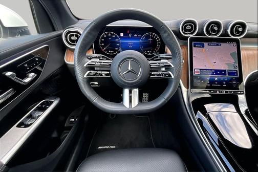 Polar White 2025 Mercedes-Benz GLC 350e Base