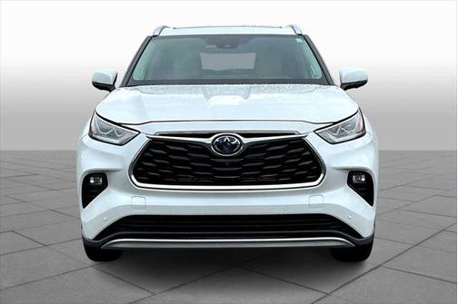 2024 Toyota Highlander Hybrid Platinum
