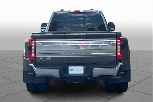 2023 Ford F-450 King Ranch