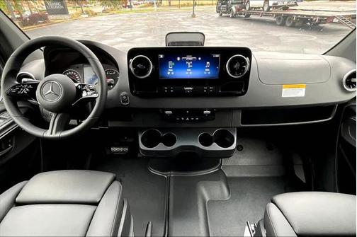 2025 Mercedes-Benz Sprinter 2500 High Roof