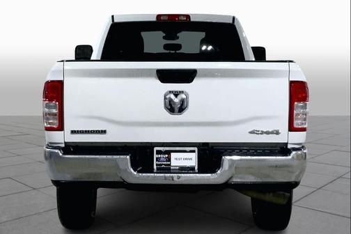 2024 RAM 3500 Big Horn Crew Cab 4x4 8' Box