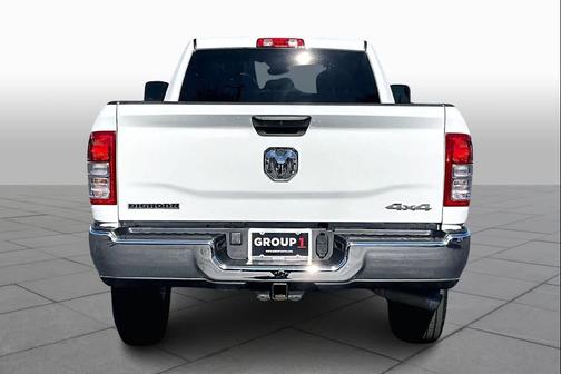 2024 RAM 3500 Big Horn Crew Cab 4x4 8' Box