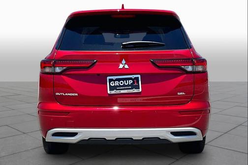 Red Diamond 2023 Mitsubishi Outlander SEL 2.5 2WD