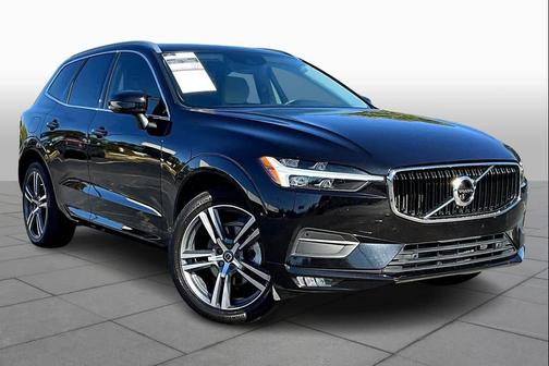 2021 Volvo XC60 T5 Momentum
