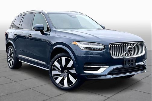 2023 Volvo XC90 Recharge Plug-In Hybrid T8 Ultimate Bright Theme 7-Seater
