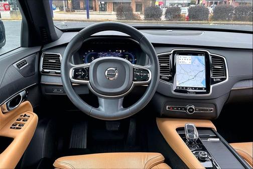 2023 Volvo XC90 Recharge Plug-In Hybrid T8 Ultimate Bright Theme 7-Seater