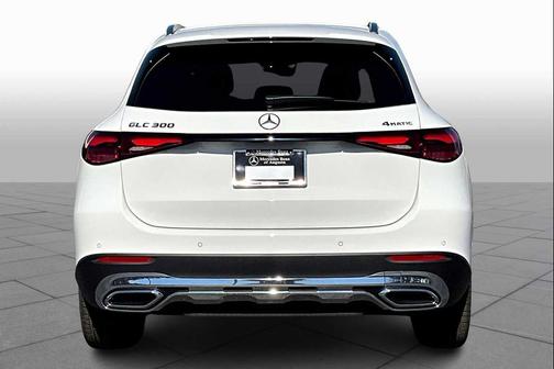 2025 Mercedes-Benz GLC 300 4MATIC