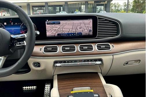 2025 Mercedes-Benz GLS 580 4MATIC