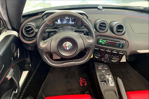 2015 Alfa Romeo 4C Spider Base