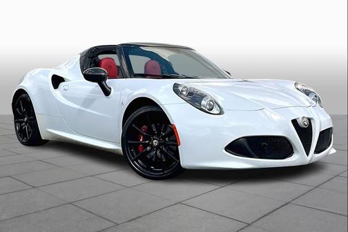 2015 Alfa Romeo 4C Spider Base