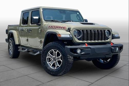 41 2025 Jeep Gladiator Mojave X