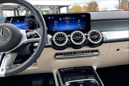 2025 Mercedes-Benz GLB 250 Base