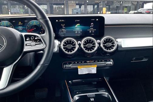 2022 Mercedes-Benz GLB 250 Base